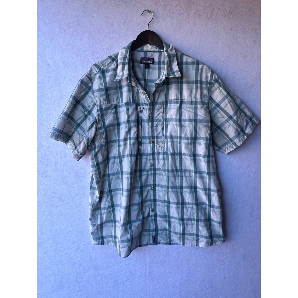 Patagonia Mens XL Short Sleeve Plaid Fishing Shirt Teal White Nylon Blend P-6